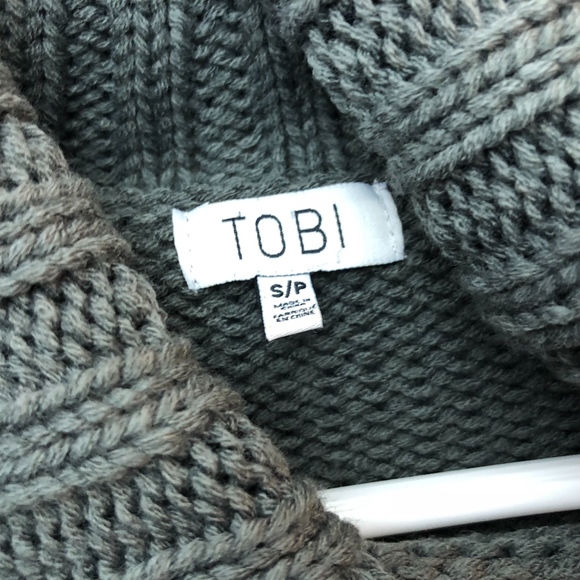 Tobi Small Gray Crop Sweater Thumbholes - Picture 6 of 7